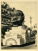 Anexo ao álbum da Viagem Presidencial à África em 1939 - cortejo alegórico - festival nocturno - iluminações em Lourenço Marques