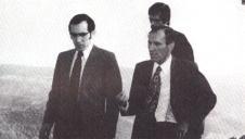 Fotografia de Ramalho Eanes com Miguel Torga