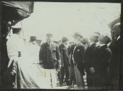 Fotografia de Bernardino Machado no couraçado Vasco da Gama numa cerimónia de homenagem à Marinha de guerra