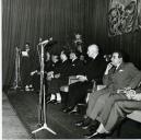 Fotografia de Américo Tomás em Matosinhos, durante a inauguração do Bairro da Sociedade Anónima de Combustíveis e Óleos Refinados