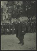 Fotografia de António José de Almeida durante a visita ao Regimento de Infantaria nº 5