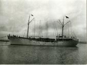 Fotografia do navio-motor “Celeste Maria”, destinado à pesca do bacalhau à linha