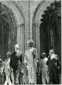 Fotografia de Joaquim Augusto Carvalho, Aklilu Habte-Wold, Hailé Salassié I, por ocasião da sua visita de Estado a Portugal, no Mosteiro da Batalha, na Batalha.