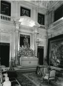 Fotografia do interior da capela do Palácio Nacional da Ajuda durante uma campanha de restauro