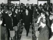 Fotografia de Américo Tomás presidindo às cerimónias comemorativas do 25.º aniversário Instituto Nacional de Educação Física (INEF)