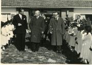 Fotografia de Américo Tomás na Colónia Agrícola de Pegões