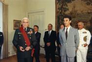 Condecoração ao Gen. Roders