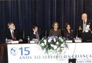Fotografia de Manuela Ramalho Eanes com Maria José Rita, Coelho Antunes, Ferro Rodrigues e Ferrer Correia