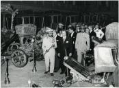 Fotografia de Américo Tomás, Augusto Cardoso Pinto e Hailé Salassié I, por ocasião da sua visita de Estado a Portugal, no Museu Nacional dos Coches, em Lisboa.