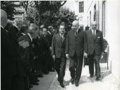 Fotografia de Américo Tomás presidindo à cerimónia comemorativa do 1.º centenário da fundação do Albergue dos Inválidos do Trabalho