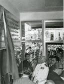Fotografia de Américo Tomás descerrando presidindo à sessão solene de inauguração da Escola Técnica de Águeda