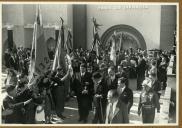 Reportagem fotográfica da visita de Sua Ex.ª o  Sr. Presidente da República General Óscar de Fragoso Carmona na inauguração da Casa da Infância de Mundet  C.ª Lda. no Seixal