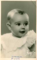 Fotografia de Manuela Ramalho Eanes em bebé