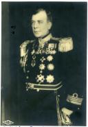 Fotografia oferecida a Américo Tomás por um almirante da Armada Portuguesa seu camarada