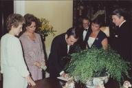 Fotografia de Ramalho Eanes com Manuela Ramalho Eanes, Ronald Reagan e Nancy Reagan