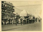 Anexo ao álbum da Viagem Presidencial à África em 1939 - cortejo alegórico - festival nocturno - iluminações em Lourenço Marques