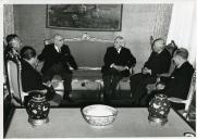 Fotografia de Américo Tomás, acompanhado por António de Oliveira Salazar, Mário de Figueiredo, Clotário Luís Supico Pinto, no Palácio de Belém, por ocasião da sessão de cumprimentos de Ano Novo