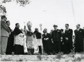 Fotografia de Américo Tomás na inauguração das barragens de Montargil e Maranhão.