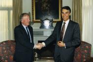 Aníbal Cavaco Silva com Charles Haughey, Primeiro-Ministro da Irlanda, durante a sua visita a Portugal. Reunião.