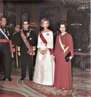 Fotografia de Ramalho Eanes e sua mulher Manuela Ramalho Eanes na companhia dos reis de Espanha