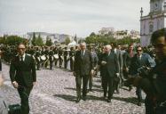 Fotografia de Américo Tomás e Emílio Garrastazu Médici, por ocasião da sua visita de Estado a Portugal, no Palácio Nacional de Queluz, em Queluz.