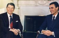 Aníbal com Ronald Reagan