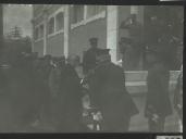 Fotografia de António José de Almeida no Colégio Militar, durante as cerimónias de homenagem ao Soldado Desconhecido 