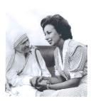 Fotografia de Manuela Ramalho Eanes com Madre Teresa de Calcutá