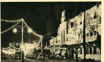 Anexo ao álbum da Viagem Presidencial à África em 1939 - cortejo alegórico - festival nocturno - iluminações em Lourenço Marques