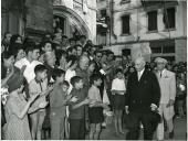 Fotografia de Américo Tomás por ocasião das comemorações do 9.º centenário da reconquista cristã da cidade de Coimbra