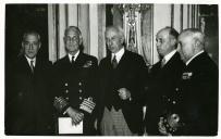 Fotografia de Américo Tomás, no Palácio Nacional de Queluz, por ocasião da festa oferecida pelo Ministério dos Negócios Estrangeiros à “Home Fleet” durante a sua visita a Lisboa