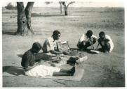 Fotografia de um grupo de ourives da Zambézia