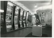 Fotografia duma das salas da exposição permanente no Museu da Marinha