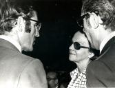 Fotografia de Ramalho Eanes com Sophia de Mello Breyner Andressen e Francisco Sousa Tavares