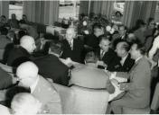 Fotografia de Américo Tomás, por ocasião da abertura solene do ano lectivo do Instituto de Altos Estudos Militares, em Lisboa.