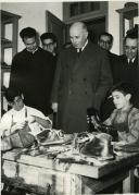 Fotografia de Américo Tomás na Casa do Gaiato de Santo Antão do Tojal