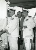 Fotografia de Américo Tomás a bordo do navio escola Sagres