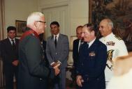 Condecoração ao Gen. Roders