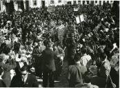 Fotografia de Américo Tomás, por ocasião da sua visita a Barcelos.