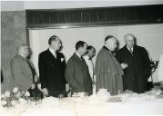 Fotografia de Américo Tomás na inauguração do Metropolitano de Lisboa