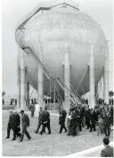 Fotografia de Américo Tomás na Moita, presidindo à cerimónia de inauguração das novas instalações da CIDLA - Combustíveis Industriais e Domésticos Lda.