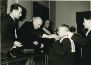 Fotografia de Américo Tomás na abertura do ano letivo da Universidade Técnica de Lisboa