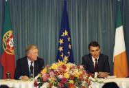 Visita de Charles Haughey a Portugal