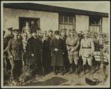 Fotografia de Bernardino Machado, na Escola de Winchester, por ocasião da visita de Estado que efetuou a Inglaterra