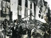 Fotografia de Américo Tomás por ocasião da visita oficial ao distrito de Viseu, de 26 a 30 de abril de 1965