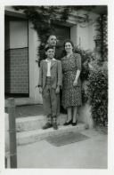 Fotografia de familiares e amigos de Américo Tomás