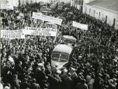 Fotografia de Américo Tomás por ocasião da visita efetuada ao distrito de Leiria, de 24 a 26 de outubro de 1964