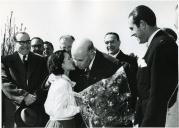 Fotografia de Américo Tomás na Colónia Agrícola de Pegões