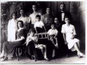 Fotografia de Miguel Luís Machado Guimarães, mulher e filhos