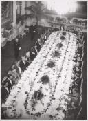 Fotografia de António de Spínola num banquete diplomático, em Lisboa